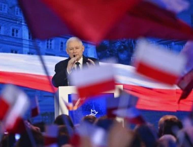 Πολωνία: Αύξηση στον κατώτατο μισθό στα 522 ευρώ